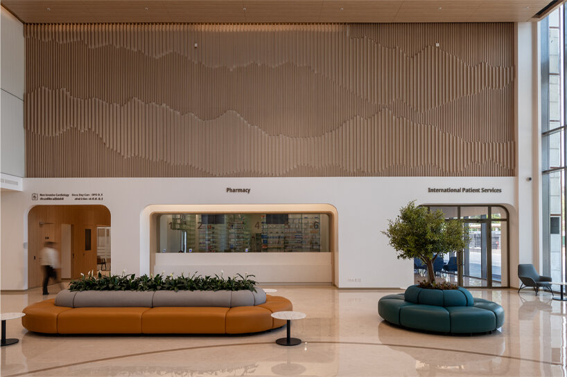 Institutional and civic interior